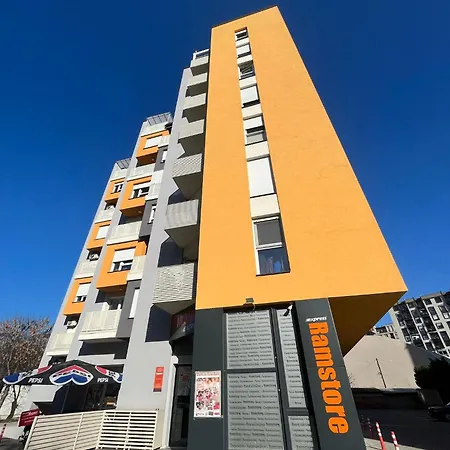 Nik Apartment *