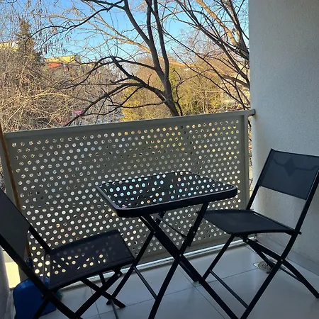 Nik Apartment